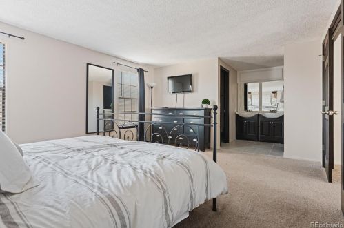 7834 Phillips Cir, Englewood CO 80112-3254 exterior