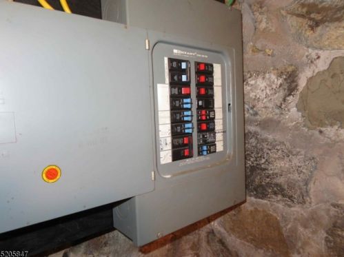 152 Pequannock St, Dover NJ 07801-3594 exterior