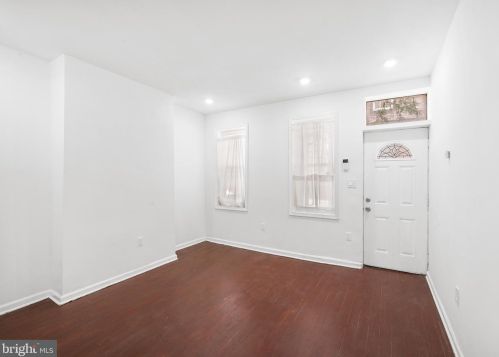 2525 Emerald St, Philadelphia PA  19125-1327 exterior