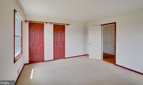 10711 Kettle Run Rd, Nokesville VA  20181-1715 exterior