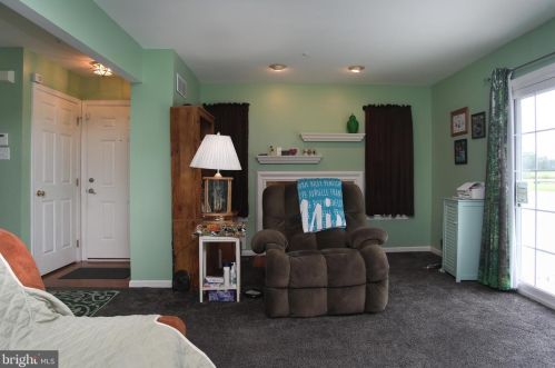 101 Eagle Ct, Jamison, PA 18929-1789