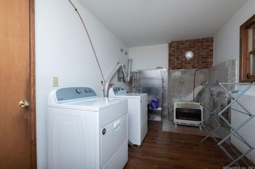 171 Kimberly Ln, Woodbury CT  06798-2424 exterior