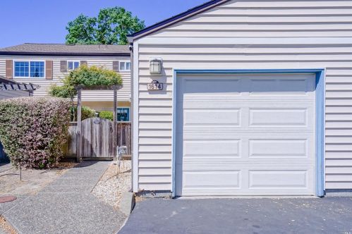 1614 Yardley St, Santa Rosa CA  95403-2393 exterior