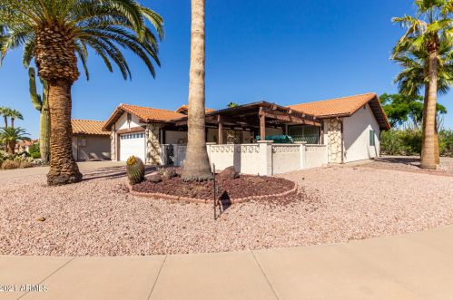 972 Leisure World, Mesa, AZ 85206-2439