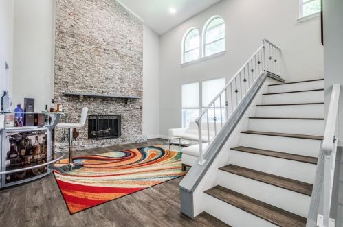 7 Justin Ct, Richardson TX  75081-2538 exterior