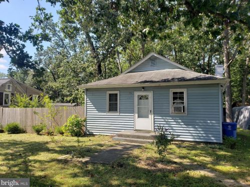 73 Peony St, Browns Mills NJ  exterior