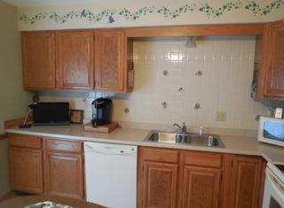 150 Hillside Rd, Montgomery, MA 01085-4144