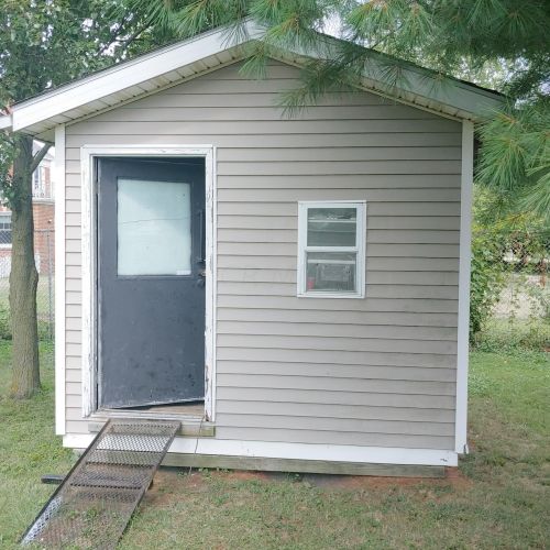 210 Fairview Ave, Washington Ch OH  43160-1247 exterior