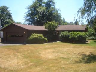 1001 Street Ct, Olympia, WA 98501-3530