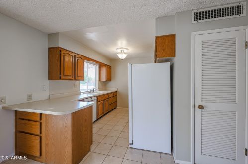 10039 Brookside Dr, Sun City AZ  85351-1253 exterior