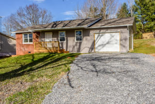 150 Old Clover Hill Rd, Maryville, TN 37803-0568