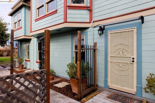 2509 Filbert St, Oakland CA 94607-2920 exterior