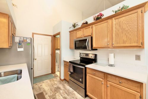 452 Woodside Pl, Bellefontaine OH  43311-1597 exterior