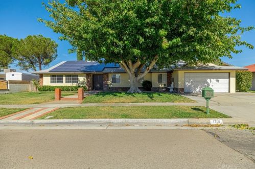 1701 Staffordshire Dr, Lancaster, CA 93534-6260