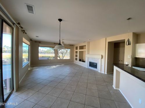 16712 Oracle Rim Dr, Sun City, AZ 85387-2833