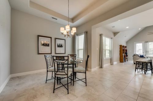 4152 Riverside Dr, Lewisville TX  75028 exterior