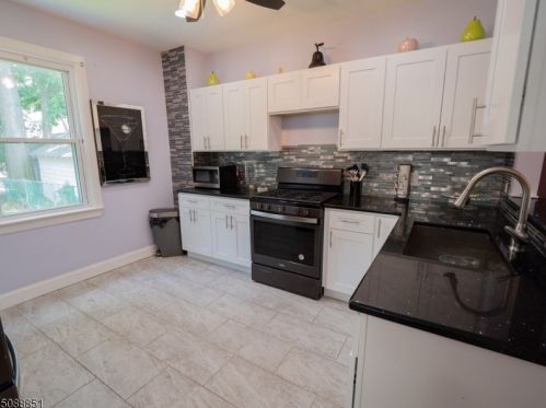 507 Harrison Ave, Roselle, NJ 07203-1440