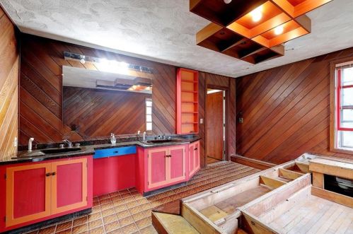 465 Rochambeau Ave, Providence RI 02906-1908 exterior