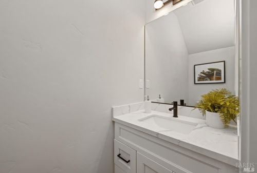 96 Calistoga Rd, Santa Rosa CA  95409-3702 exterior