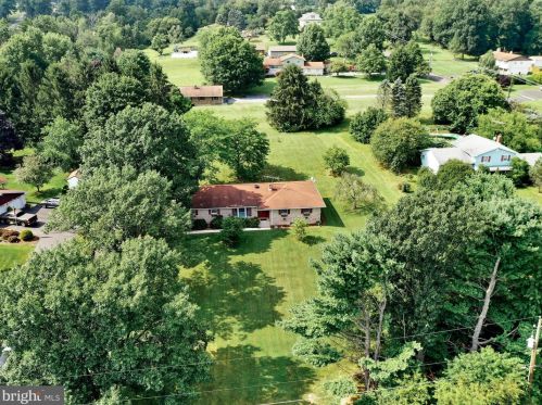7 Deiberts Valley Rd, Schuylkill Haven, PA 17972-8964