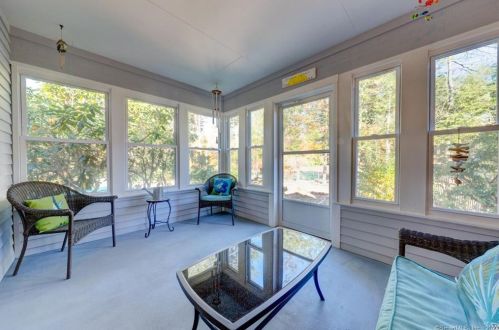 58 Quail Hollow Dr, Southington CT  06489-1616 exterior