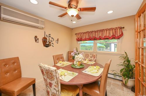 114 Fischer Ave, Islip Terrace NY  11752-2331 exterior