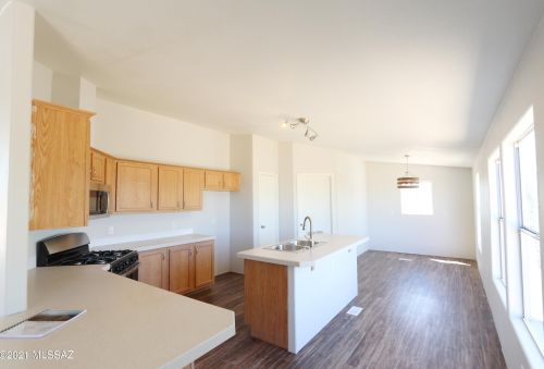 11210 Spur Dr, Tucson AZ  85736-1219 exterior