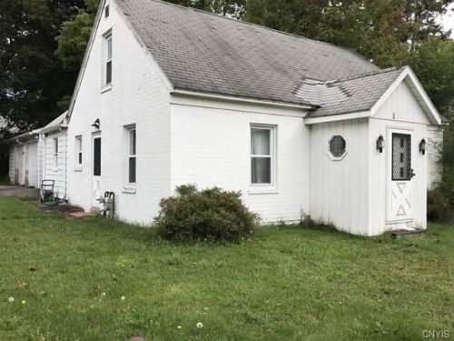 201 Washington Blvd, Fville NY  13066-1111 exterior