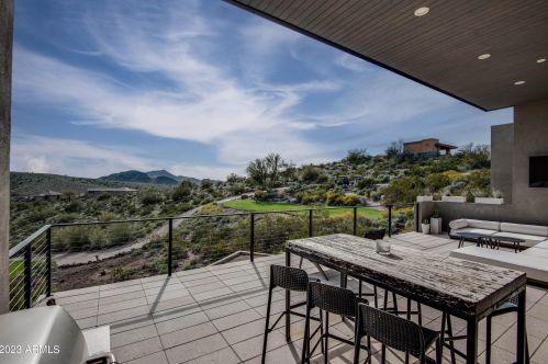 13218 17th Pl, Phoenix AZ  85022-5069 exterior