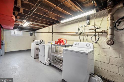 306 Veterans Dr, Palmyra NJ  08065-2319 exterior