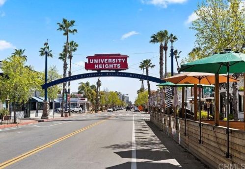 4420 Cleveland Ave, San Diego CA 92116-3912 exterior