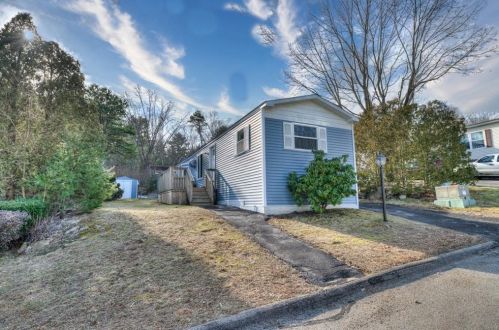 19 Cantaberry Ln, Coventry RI  02816-6903 exterior