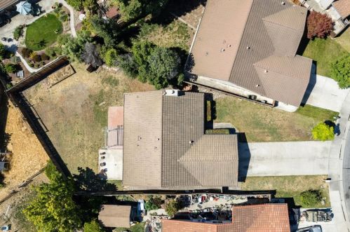 681 Spring Dr, Hollister CA  95023-3468 exterior