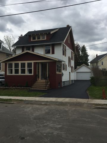4 Allen St, Batavia, NY 14020-1902