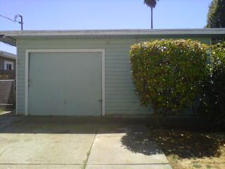 708 Bradford Dr, Richmond, CA 94806-1717