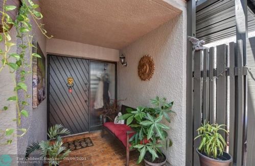 1508 113th Way, Hollywood, FL 33026-2677