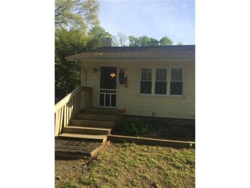 16 Spicer Rd, Norwich, CT 06365-8635