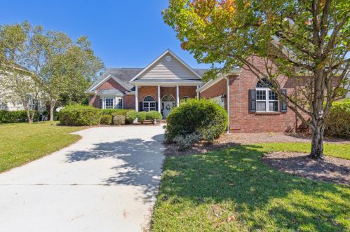 1305 Royal Links Dr, Mount Pleasant SC  29466-6960 exterior