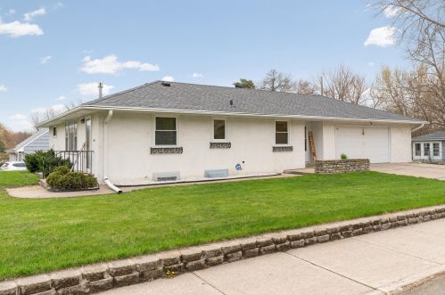 3013 87 1/2 St, Minneapolis, MN 55431-1921