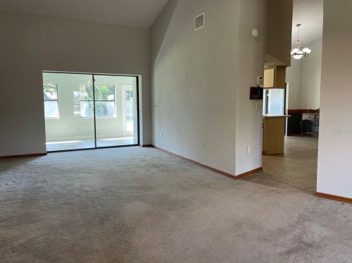 274 Santa Rosa Dr, Winter Haven, FL 33884-3801