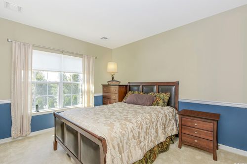 50 Pinehurst Dr, Mount Sinai NY  11766-3421 exterior