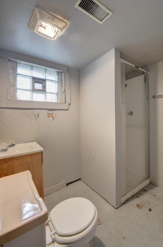 2231 Tennessee St, Gary IN  46407-3247 exterior