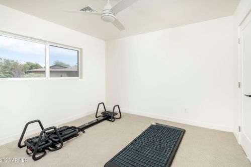 9052 29th St, Phoenix AZ  85028-5302 exterior