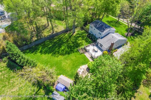 99 Leonard Ave, Leonardo NJ  07737-1742 exterior