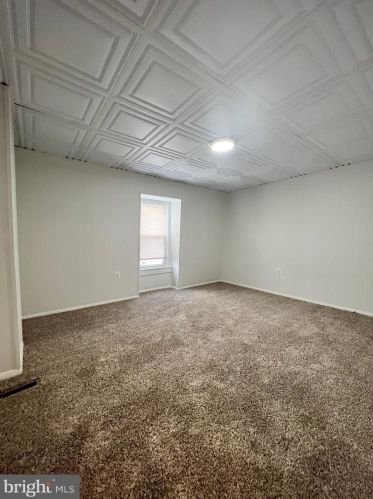 21 Sussex St, Gloucester NJ  08030-1725 exterior