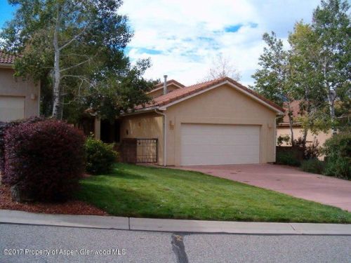 59 Hogan Cir, Parachute, CO 81635-9659