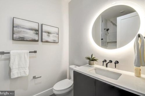 1521 Varnum St, Washington DC 20011-7009 exterior