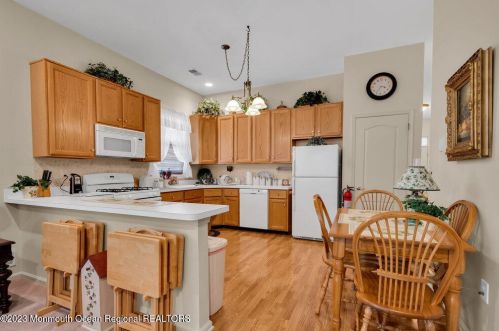 13 Silverspring Dr, Lakewood NJ  08701-7506 exterior