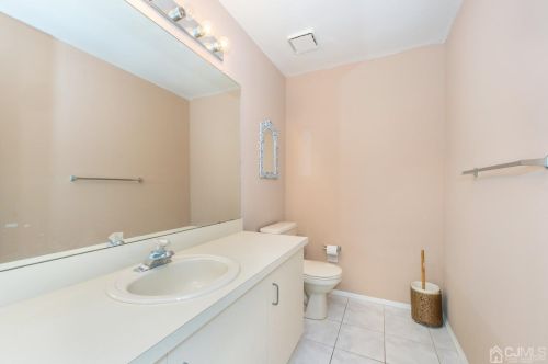 27 Nathan Dr, Old Bridge NJ  08857-2789 exterior