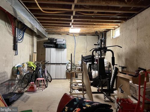 1459 Chambers St, Trenton NJ  08610-5807 exterior